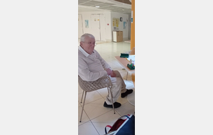 Notre doyen n'a rien oublié du bridge!!