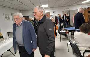 A gauche, notre doyen Claude Courbin