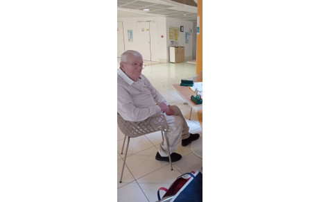 Notre doyen n'a rien oublié du bridge!!